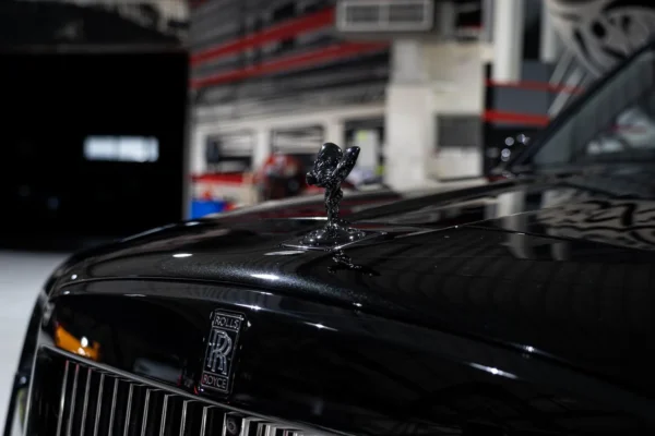 Rent Rolls Royce Phantom With Driver Dubai and Abu Dhabi | Luxury Car Hire | Car with Driver