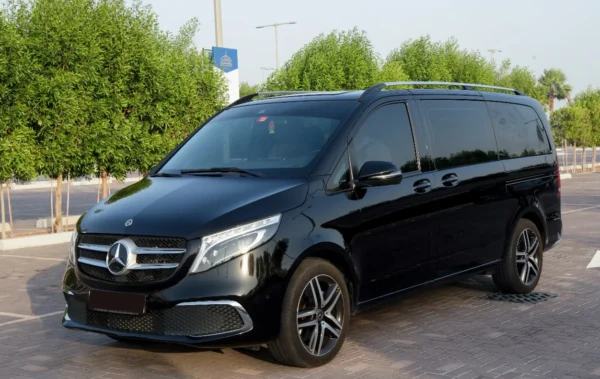 3b7294_5bbd65d1f5c348e692b8a96b77a1e522~mv2 Rent Mercedes V-Class Chauffeur Service Dubai and Abu Dhabi | Car with Driver