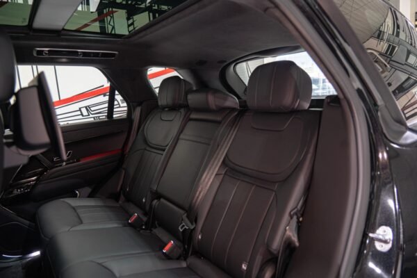 Rent Range Rover With Driver Dubai and Abu Dhabi | Luxury SUV Hire | Car with Driver